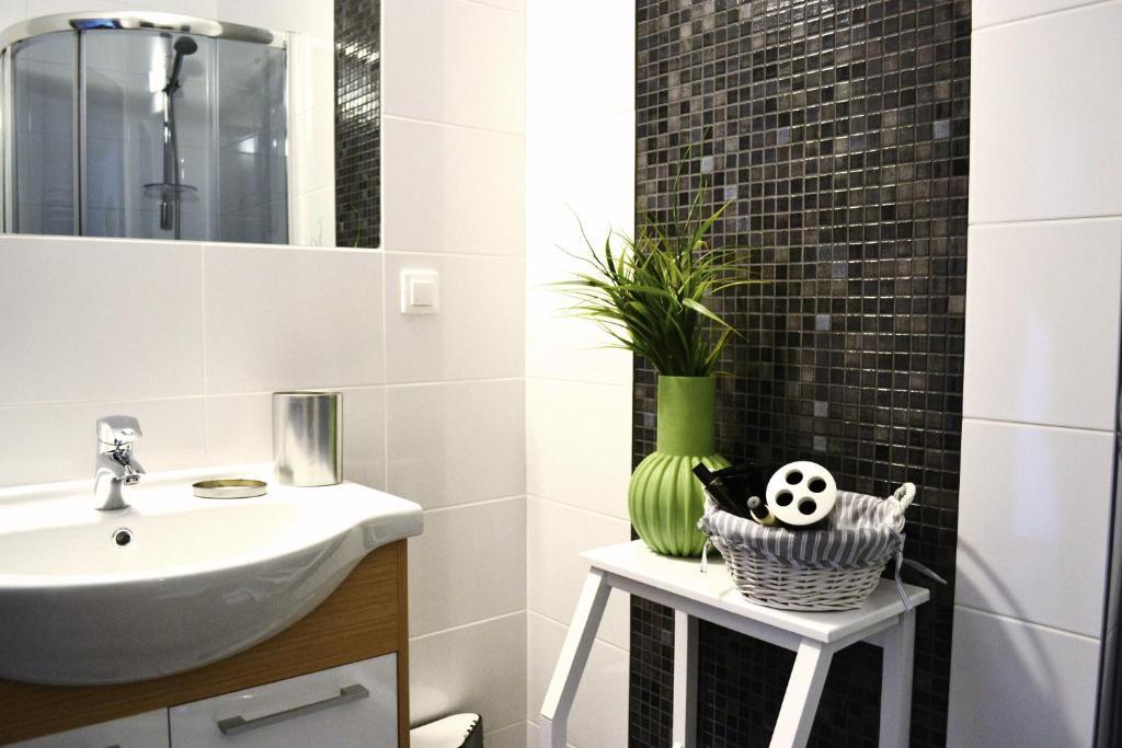 Hotel Graffit Świebodzin Kültér fotó
